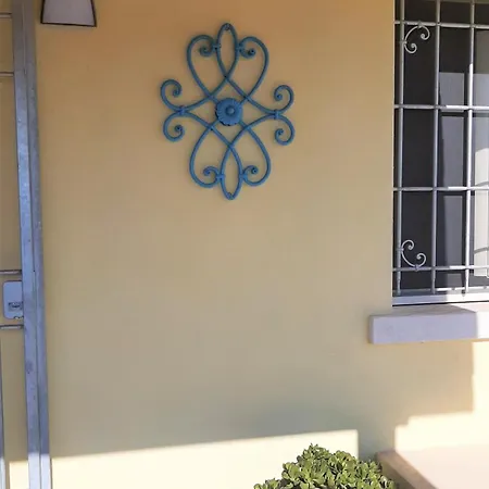 Дом отдыха Country Sant' Elene- Mirto Орозеи