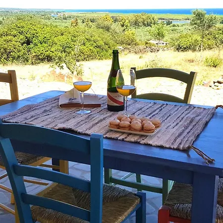 Dom wakacyjny Country Sant' Elene- Mirto *