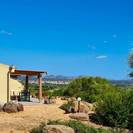 Country Sant' Elene- Mirto Holiday home *