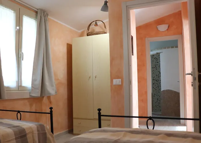 Country Sant' Elene- Mirto Vakantiehuis